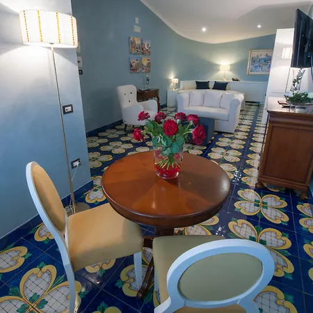 L' Araba Fenice & 5*