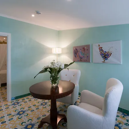 L' Araba Fenice & 5*