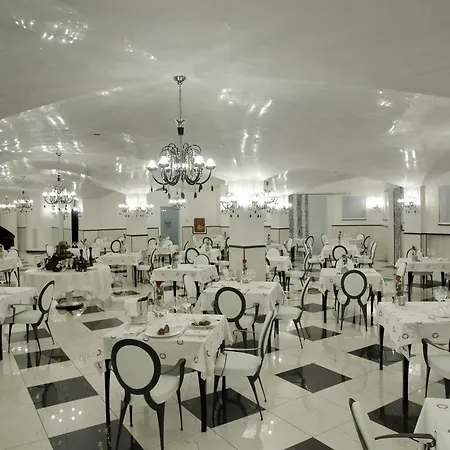 Otel L' Araba Fenice & Altavilla Silentina