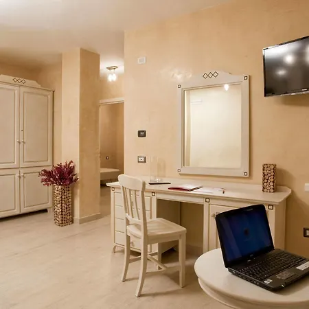 L' Araba Fenice & Hotell