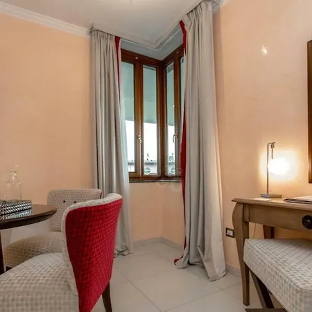 Ξενοδοχείο L' Araba Fenice & 5*